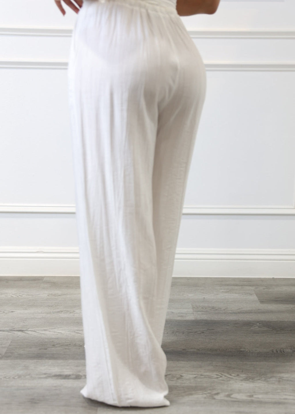 Danny - White Oversized Adjustable Waist Pants