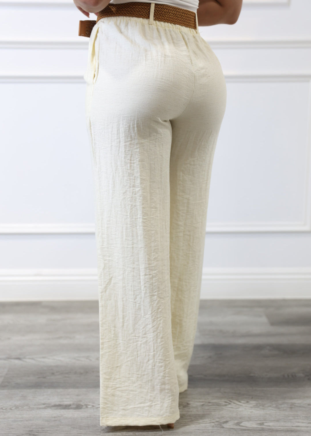 Alina - White Wide-Leg Belted Pants