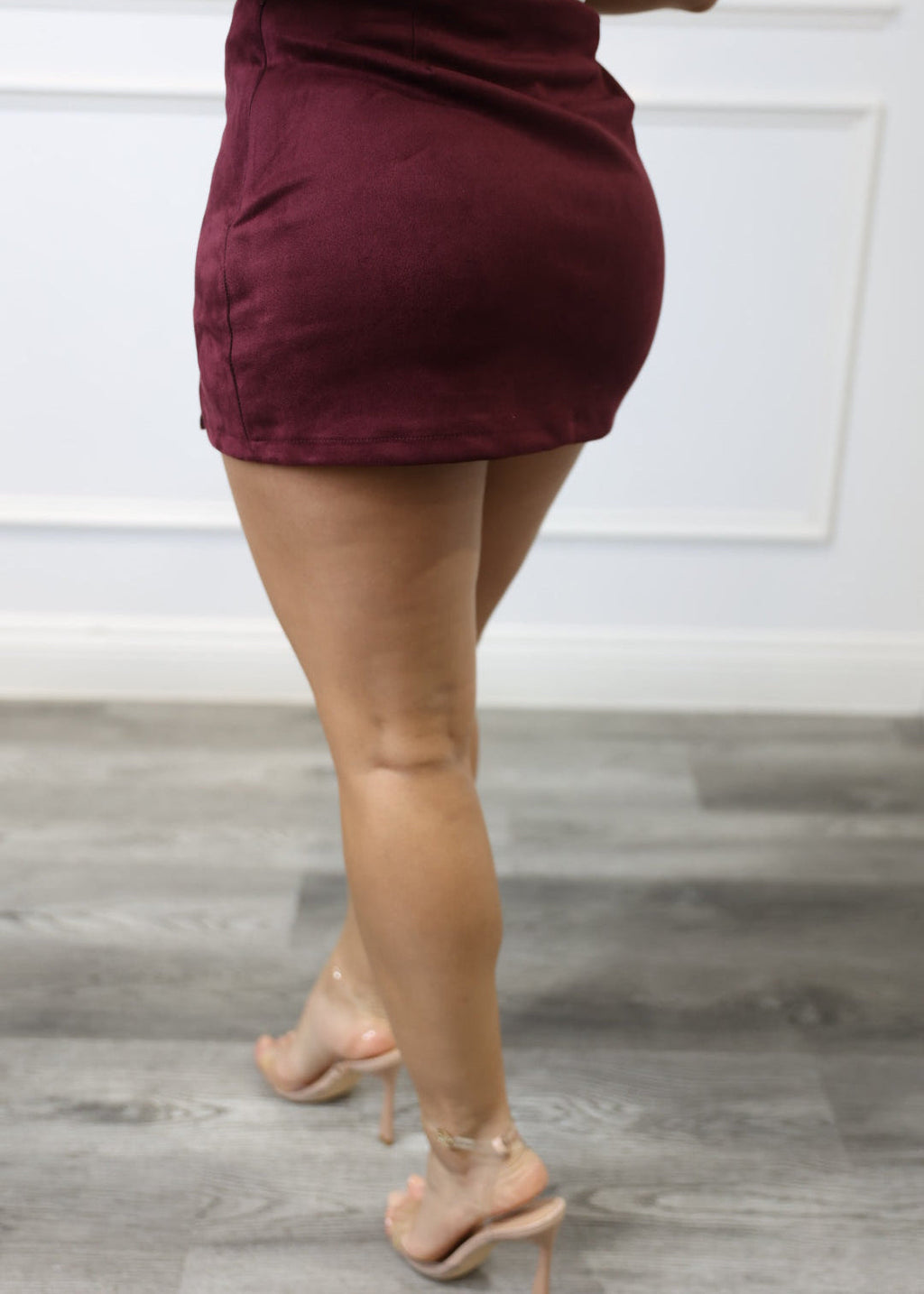 Sarahí - Burgundy Velvet Mini Skirt