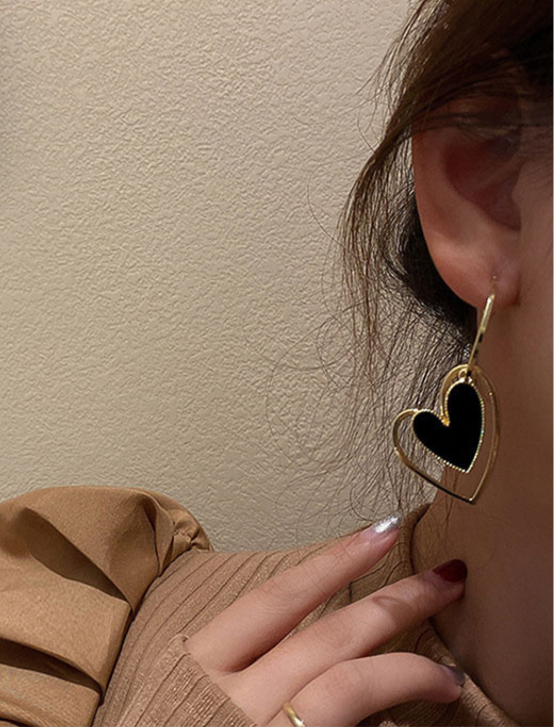 LOVE HEART EARRINGS