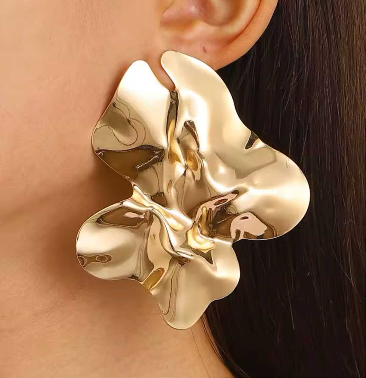 METAL PLEATED EARRINGS