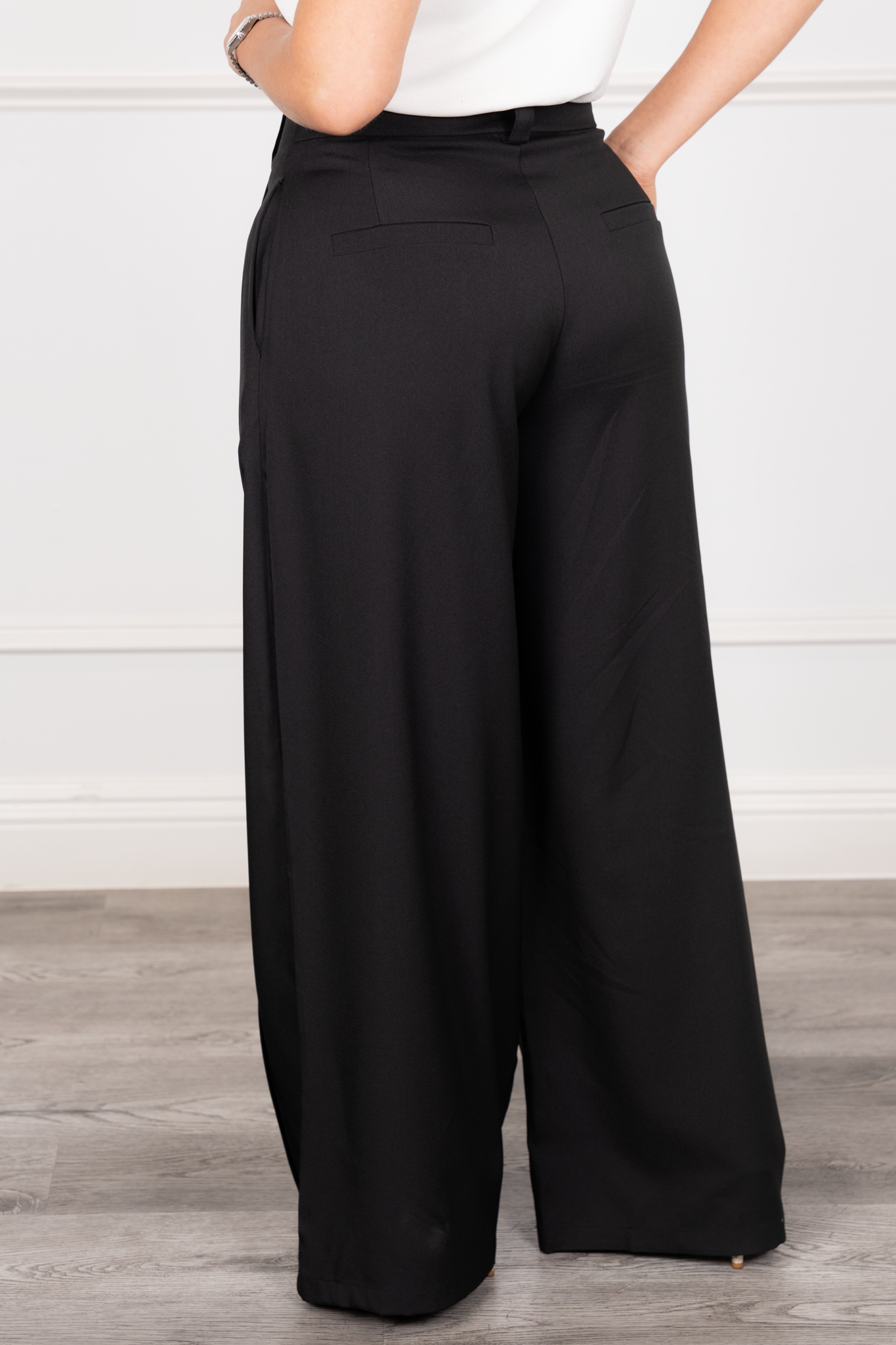 Clara - Black Wide-Leg Palazzo Pants