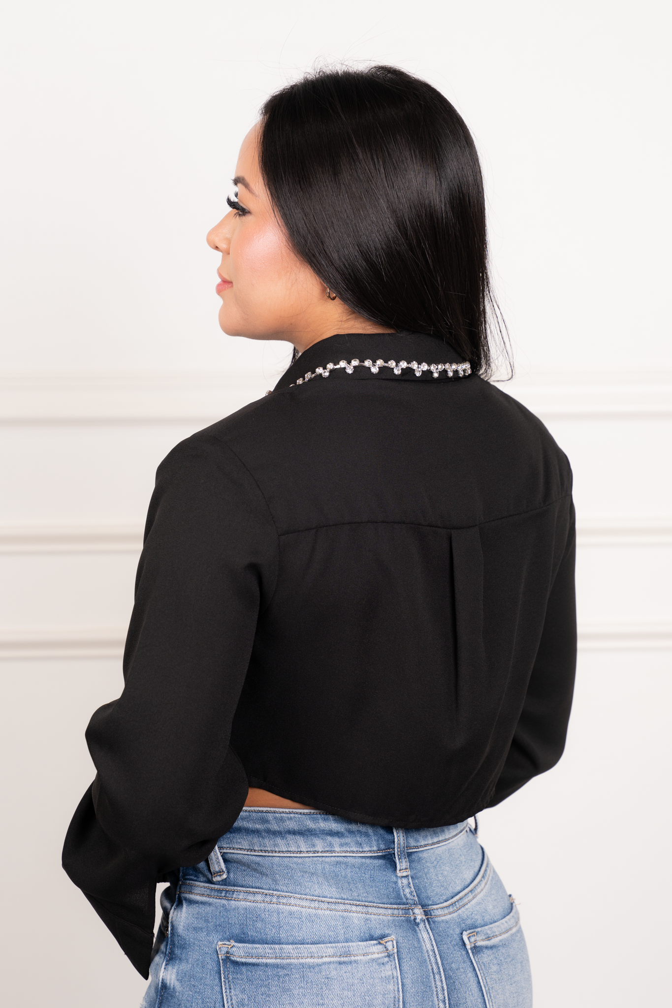 Mailyn - Black Long Sleeve Crop Top