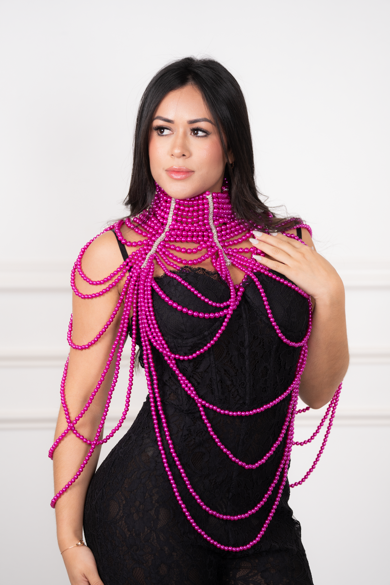 Zafira - Fuchsia Beaded Collar
