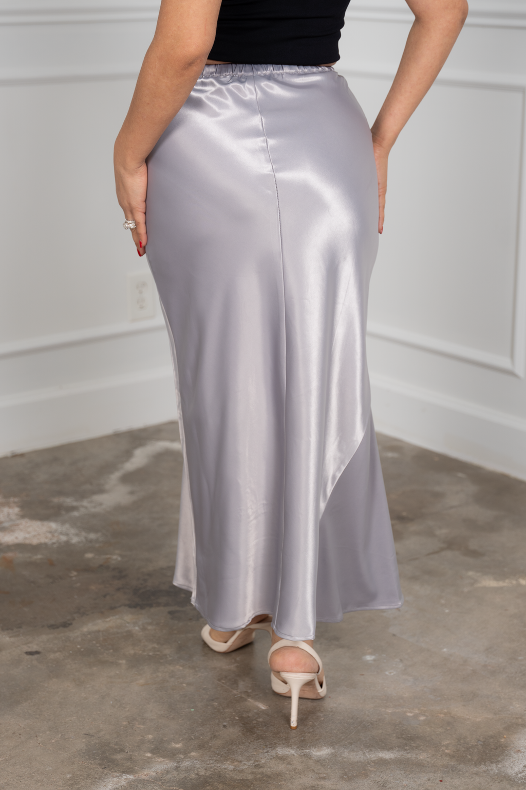 Lu - Gray Satin Mermaid Skirt