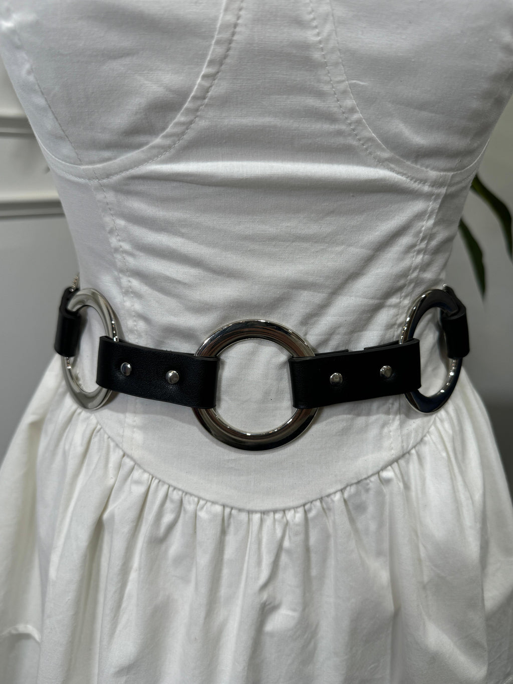 Elin - Black Circle Link Belt