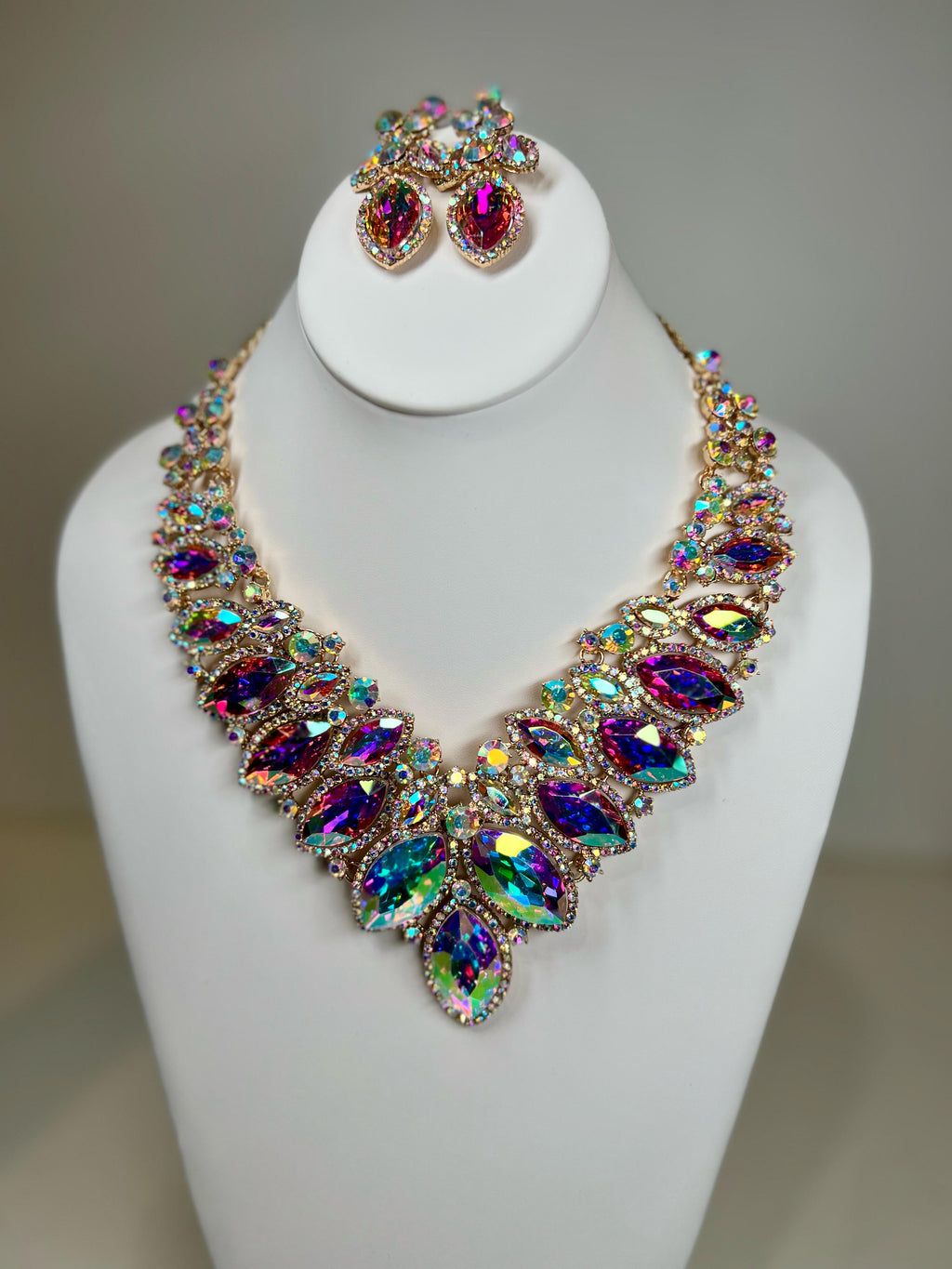 Maren - Iridescent Crystal Jewelry Set