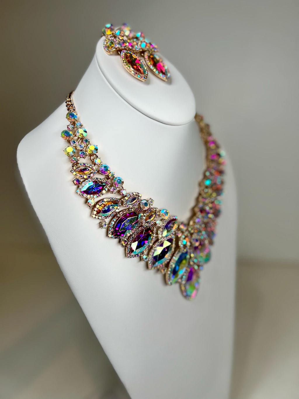 Maren - Iridescent Crystal Jewelry Set