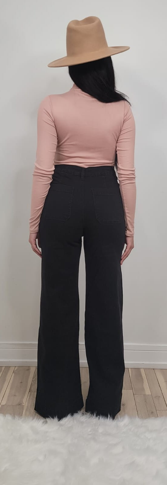 Victoria Wide Leg Jean